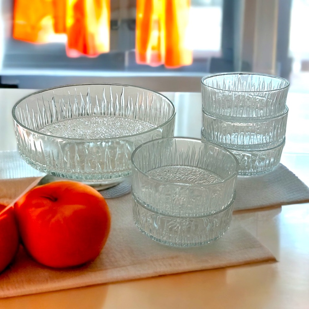 Vintage 70s Ravenhead “White Fire” Dessert Set
